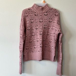 American Eagle Pink Sweater size SmalS